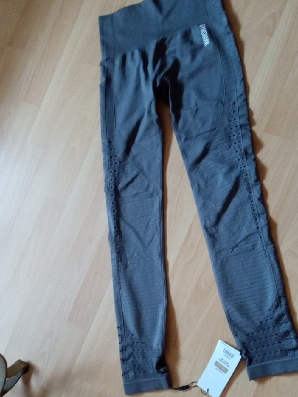 Gymshark Kids Charcoal Gray Seamless Leggings with Textured Side Panels